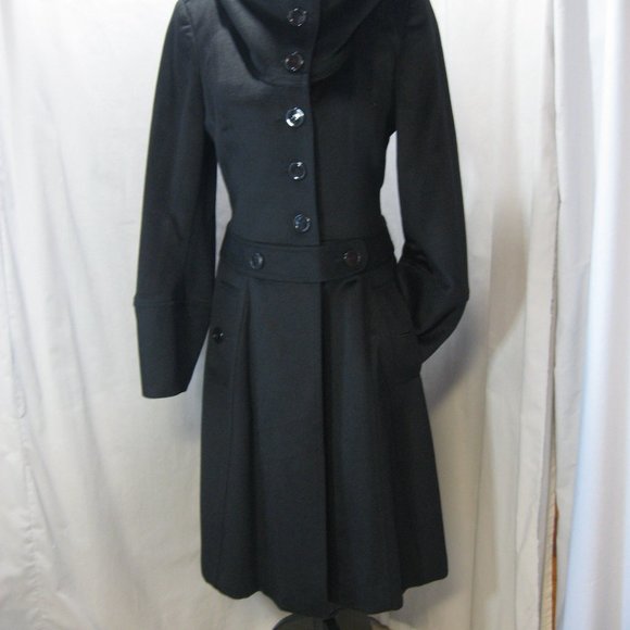 Burberry Black Cashmere Coat - Picture 3 of 12
